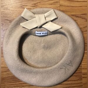 Anne Klein Beige Wool Beret Cap Hat with Bow Women’s One-size